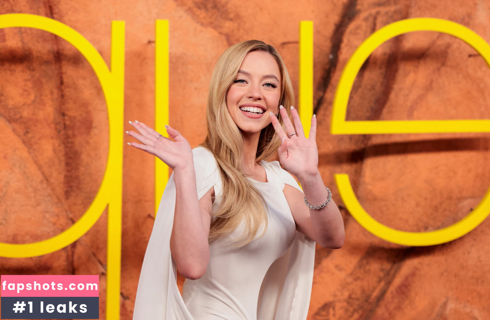 Sydney Sweeney gallery photo #580