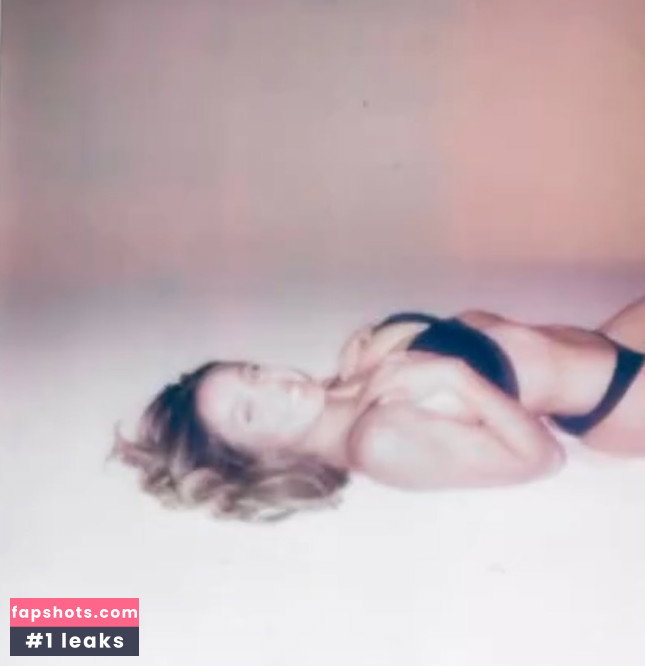 Sydney Sweeney gallery photo #609