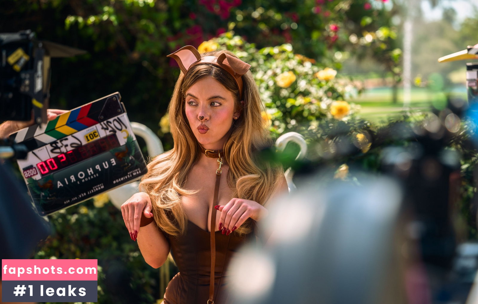 Sydney Sweeney gallery photo #731