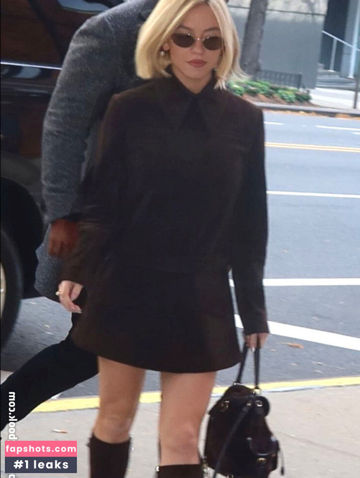 Sydney Sweeney gallery photo #48
