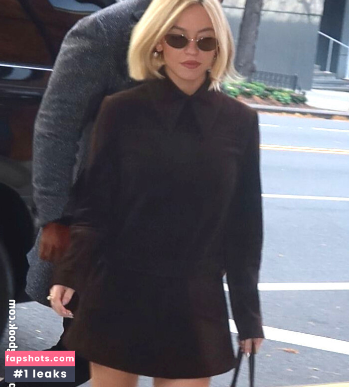 Sydney Sweeney gallery photo #52