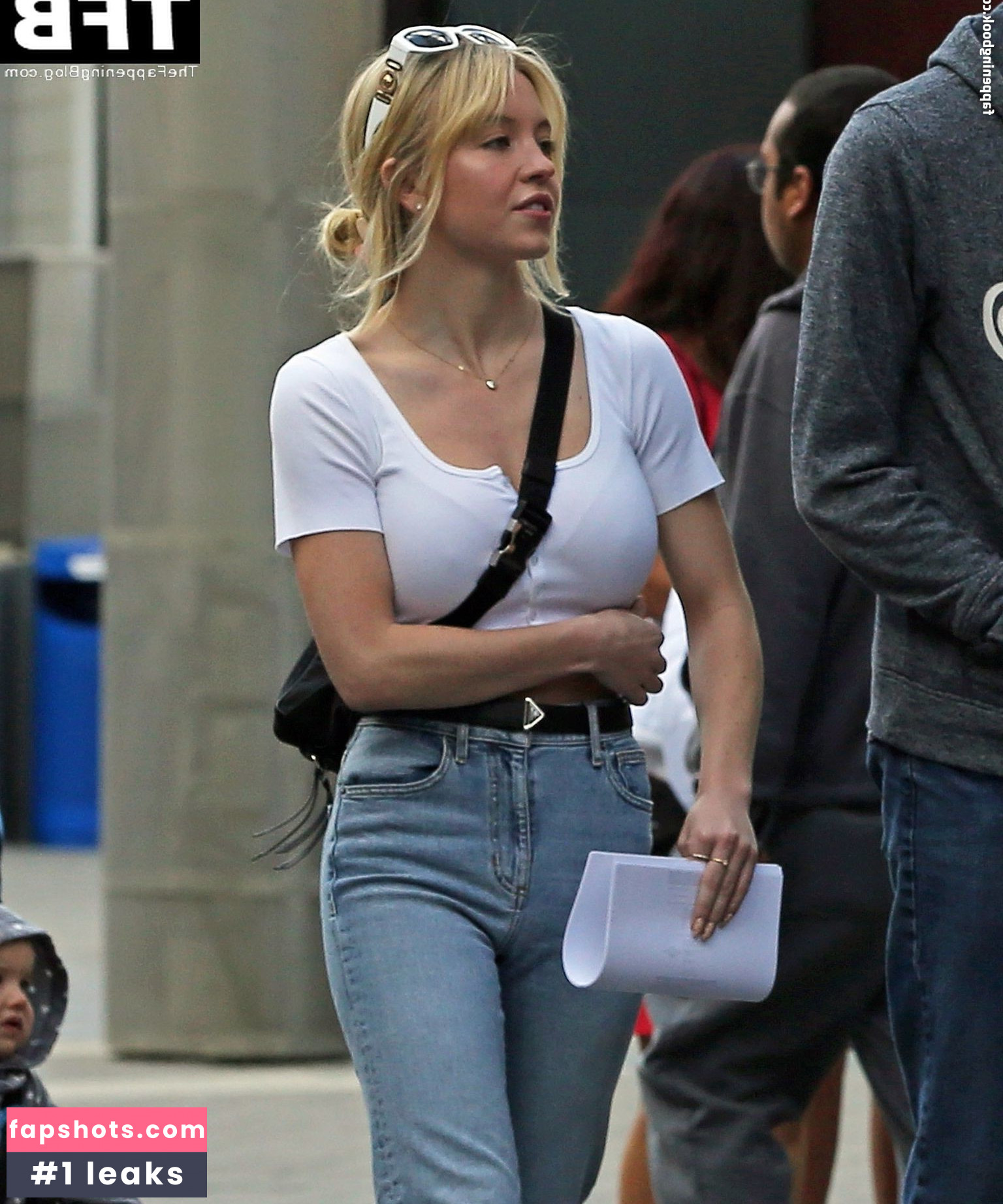 Sydney Sweeney gallery photo #5875