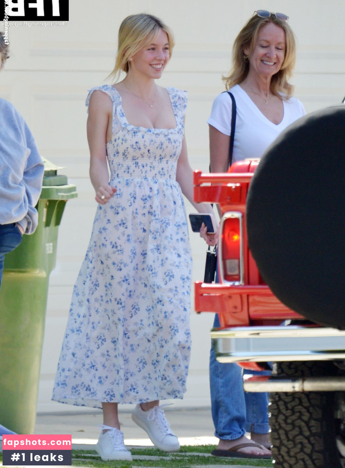 Sydney Sweeney gallery photo #5903