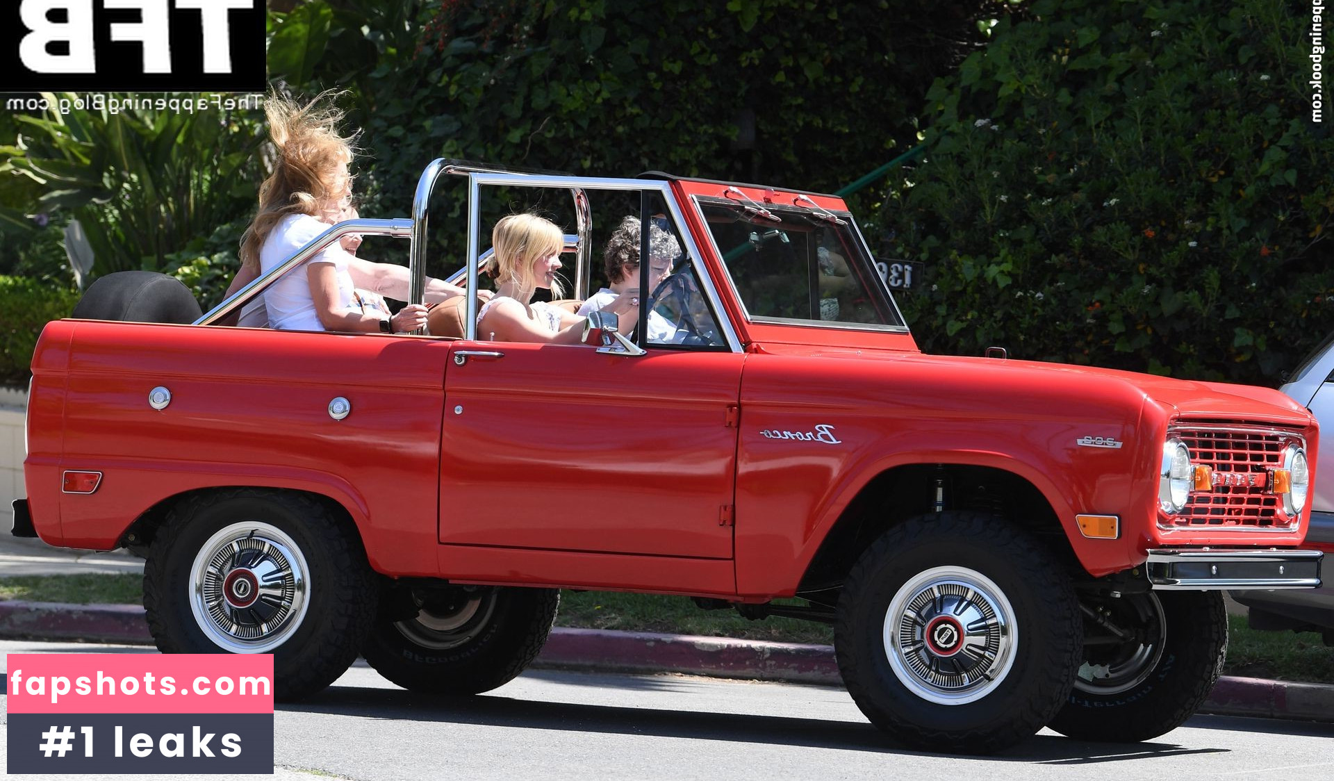 Sydney Sweeney gallery photo #5915