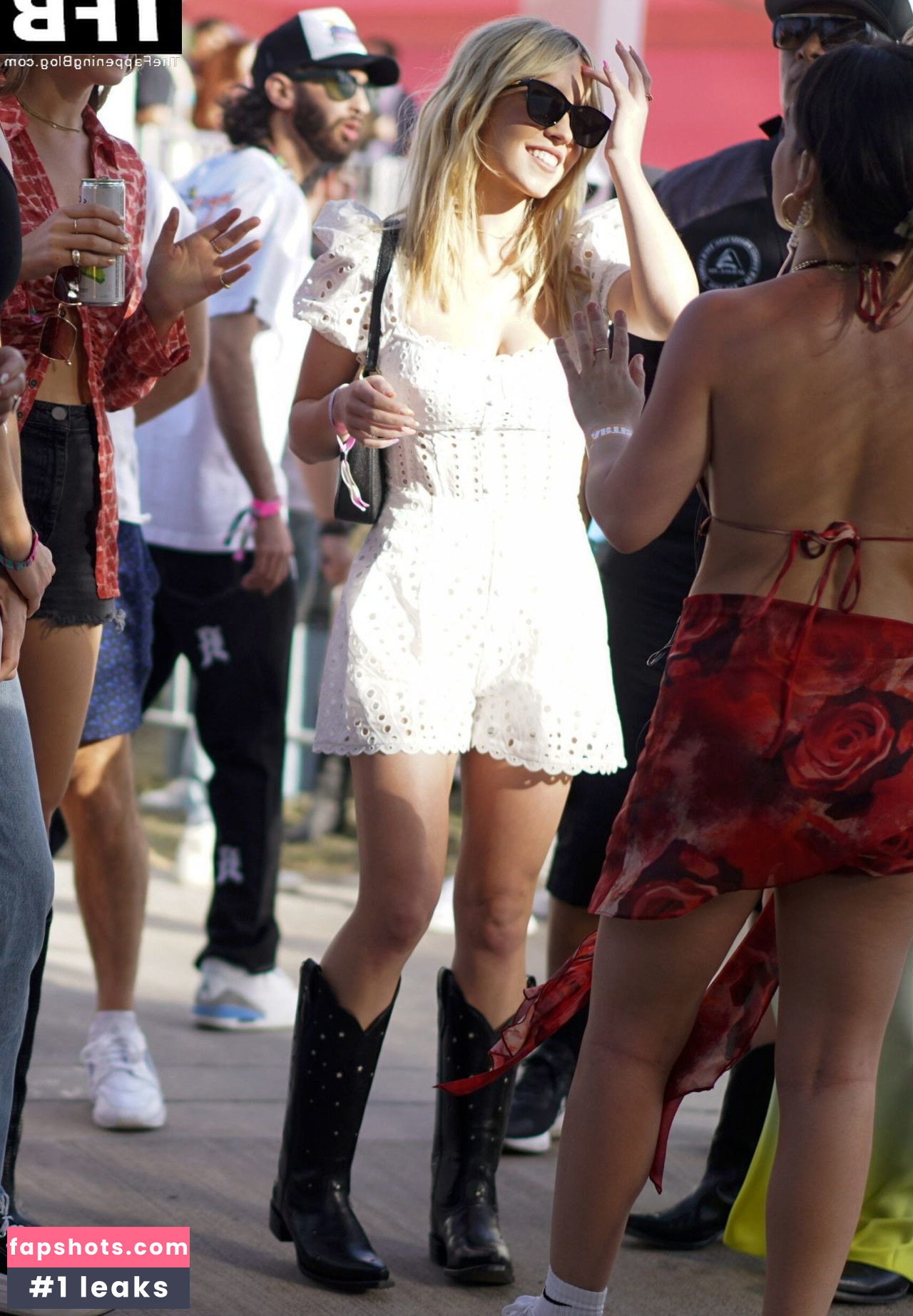 Sydney Sweeney gallery photo #5941