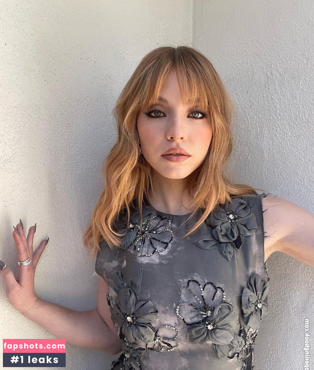Sydney Sweeney gallery photo #6142