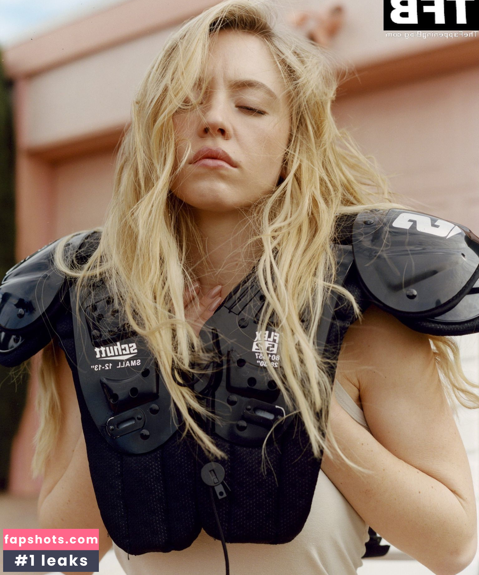 Sydney Sweeney gallery photo #6164