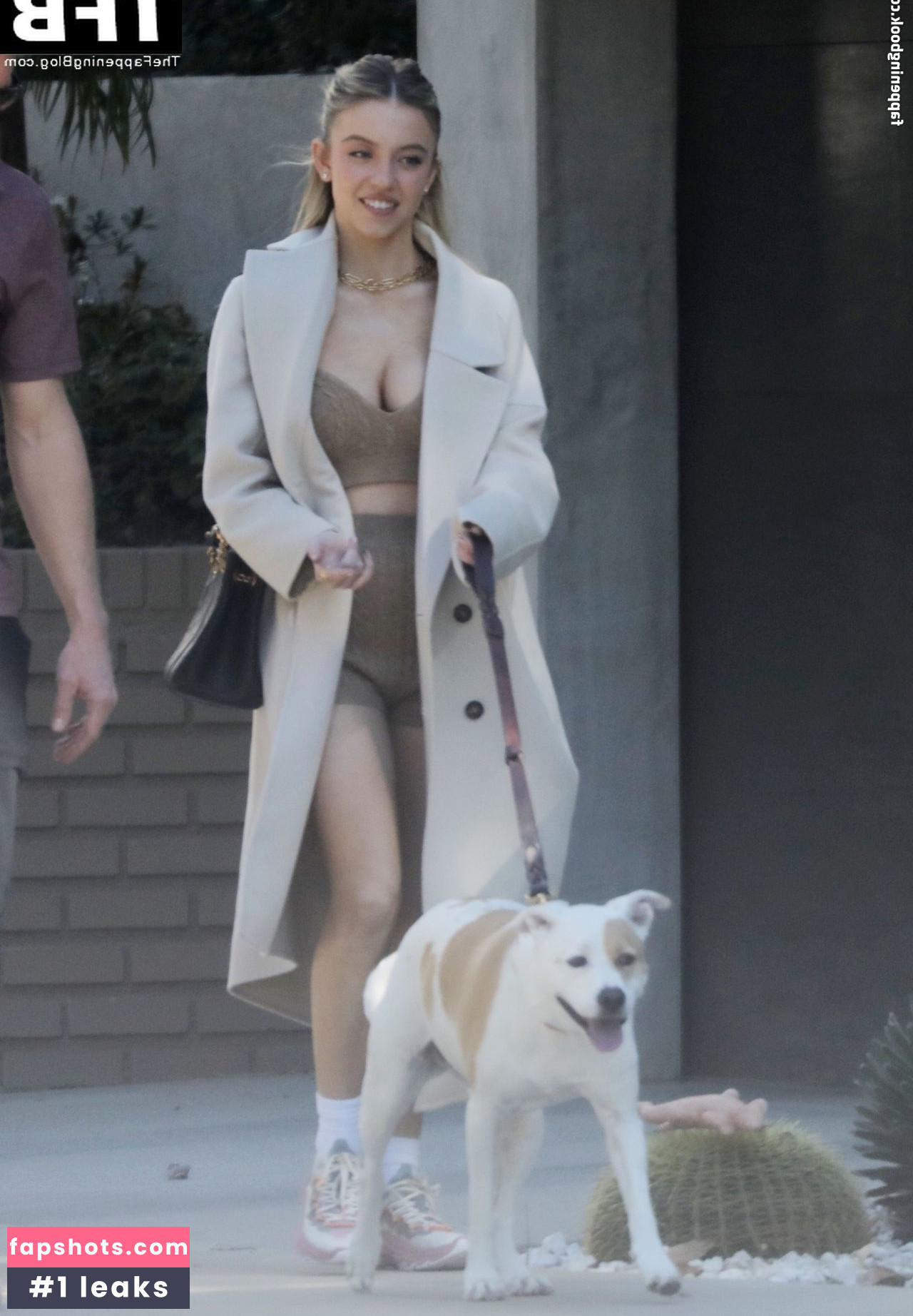 Sydney Sweeney gallery photo #6195