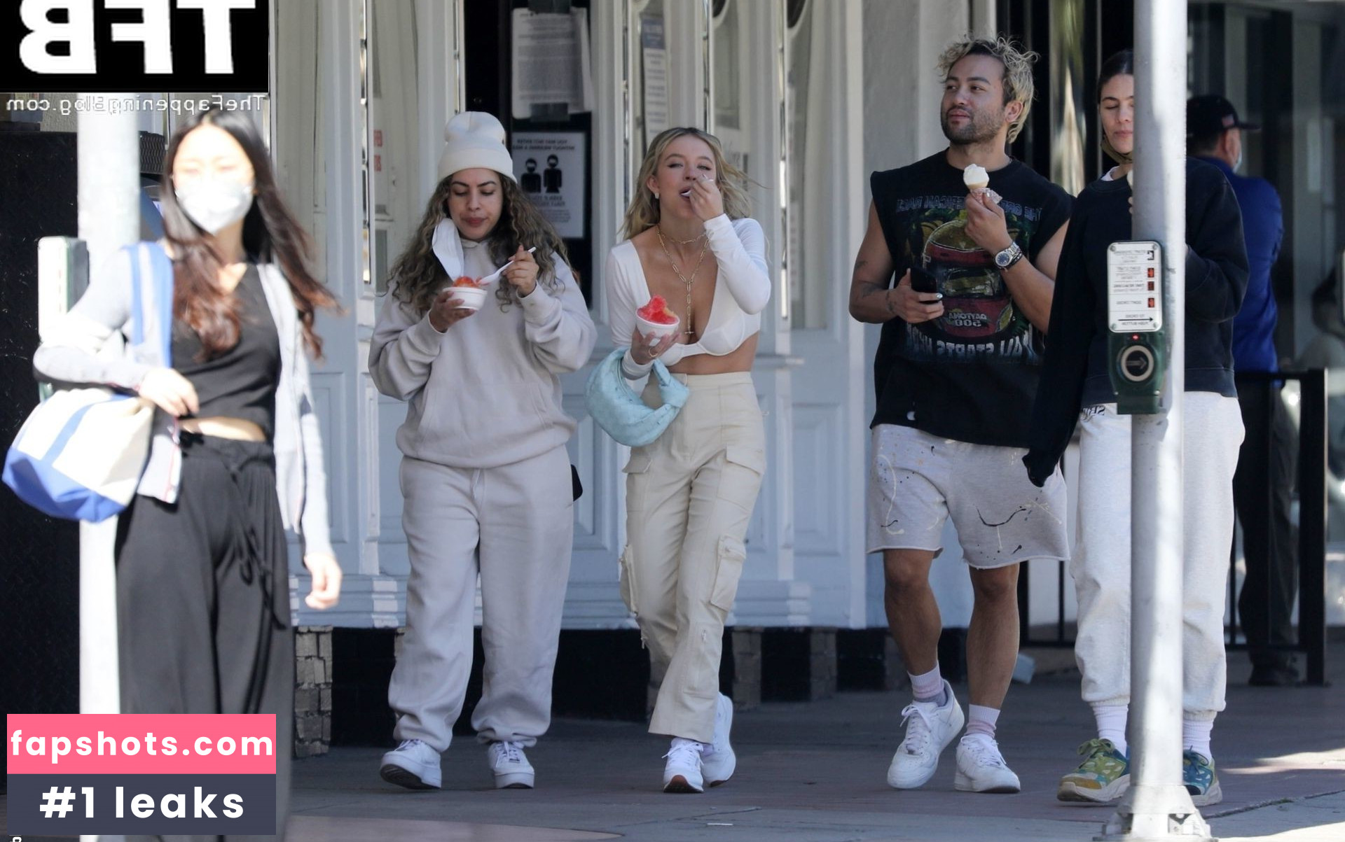 Sydney Sweeney gallery photo #6277