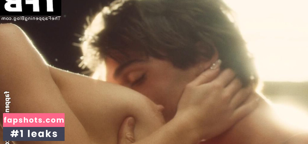 Sydney Sweeney gallery photo #6329