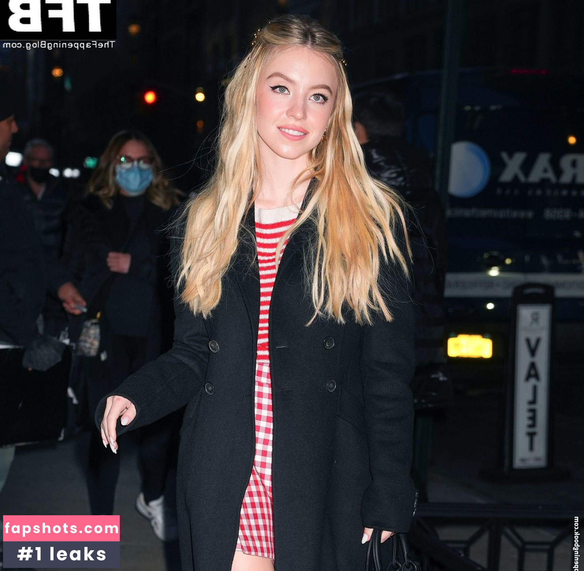 Sydney Sweeney gallery photo #6351