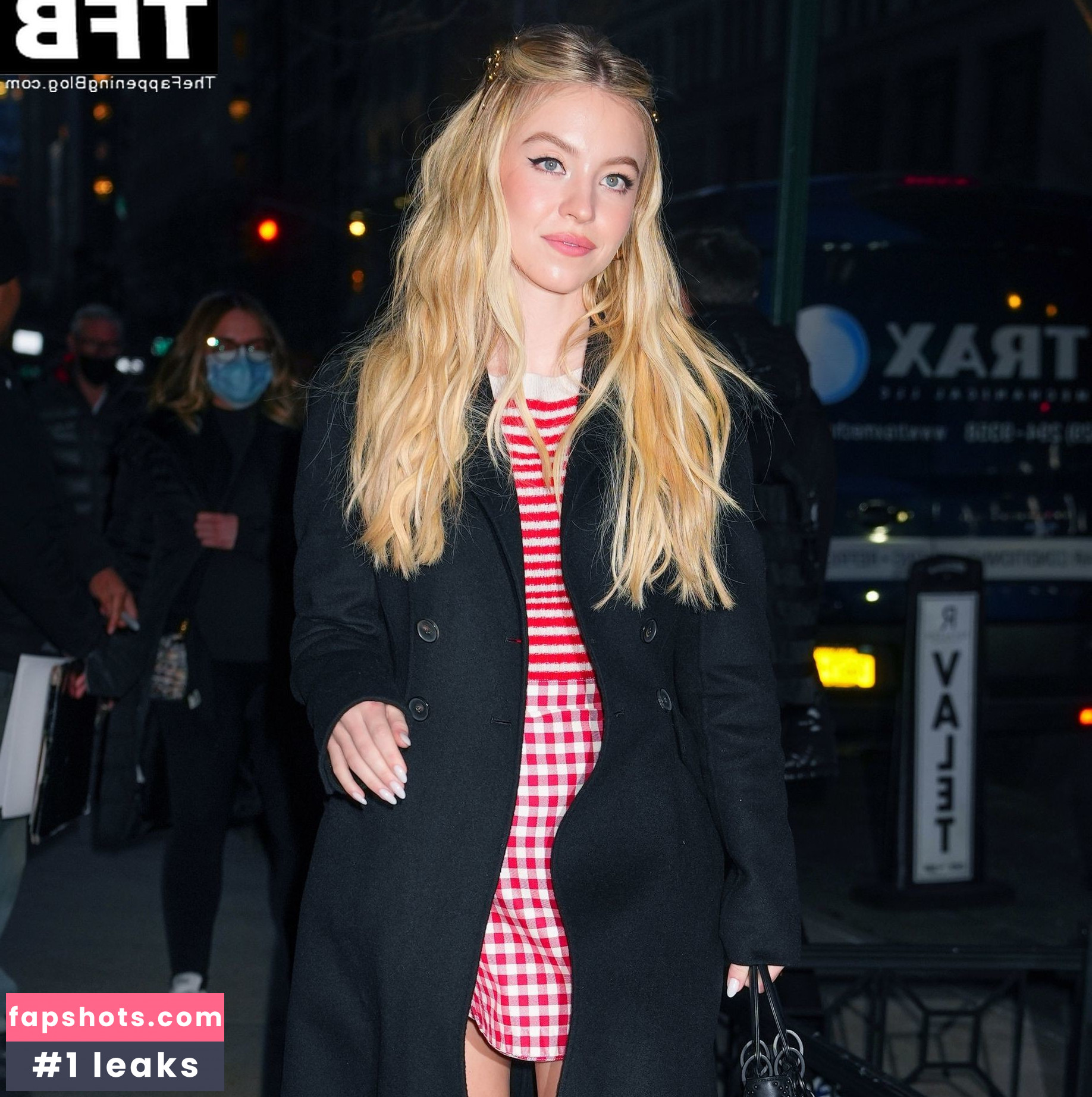 Sydney Sweeney gallery photo #6357