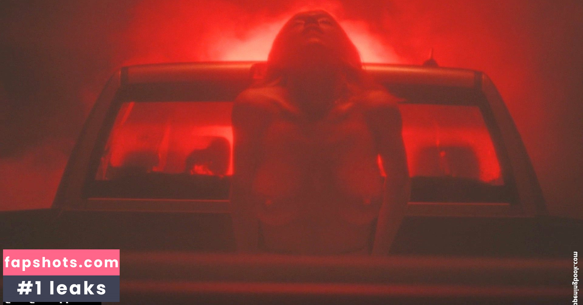 Sydney Sweeney gallery photo #6404