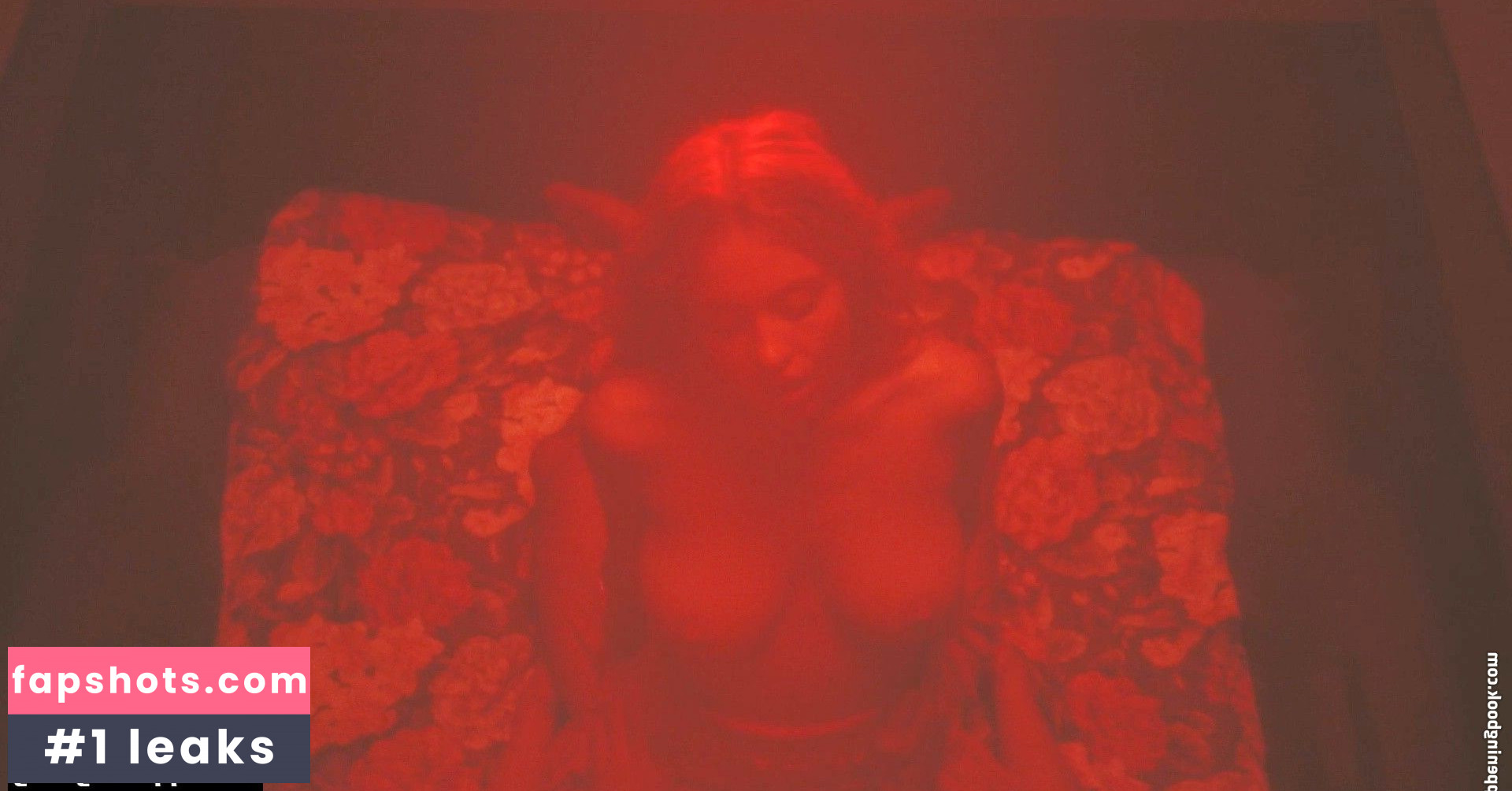 Sydney Sweeney gallery photo #6407