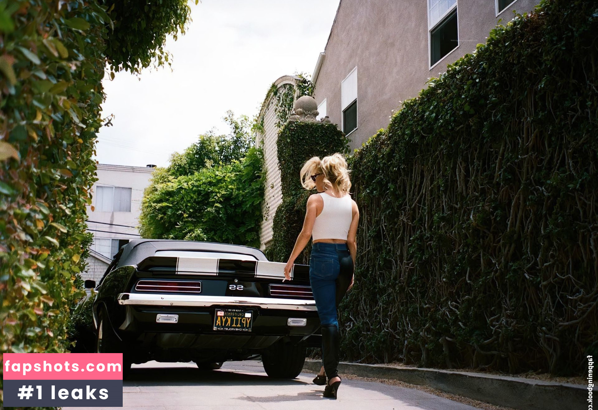 Sydney Sweeney gallery photo #6671