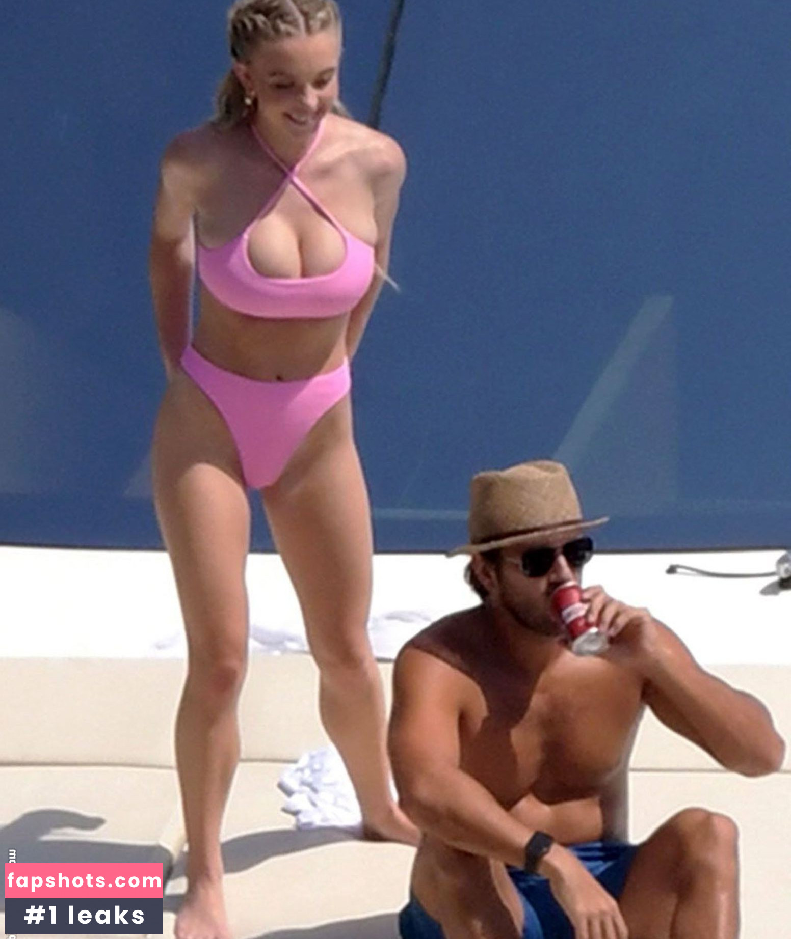 Sydney Sweeney gallery photo #6718