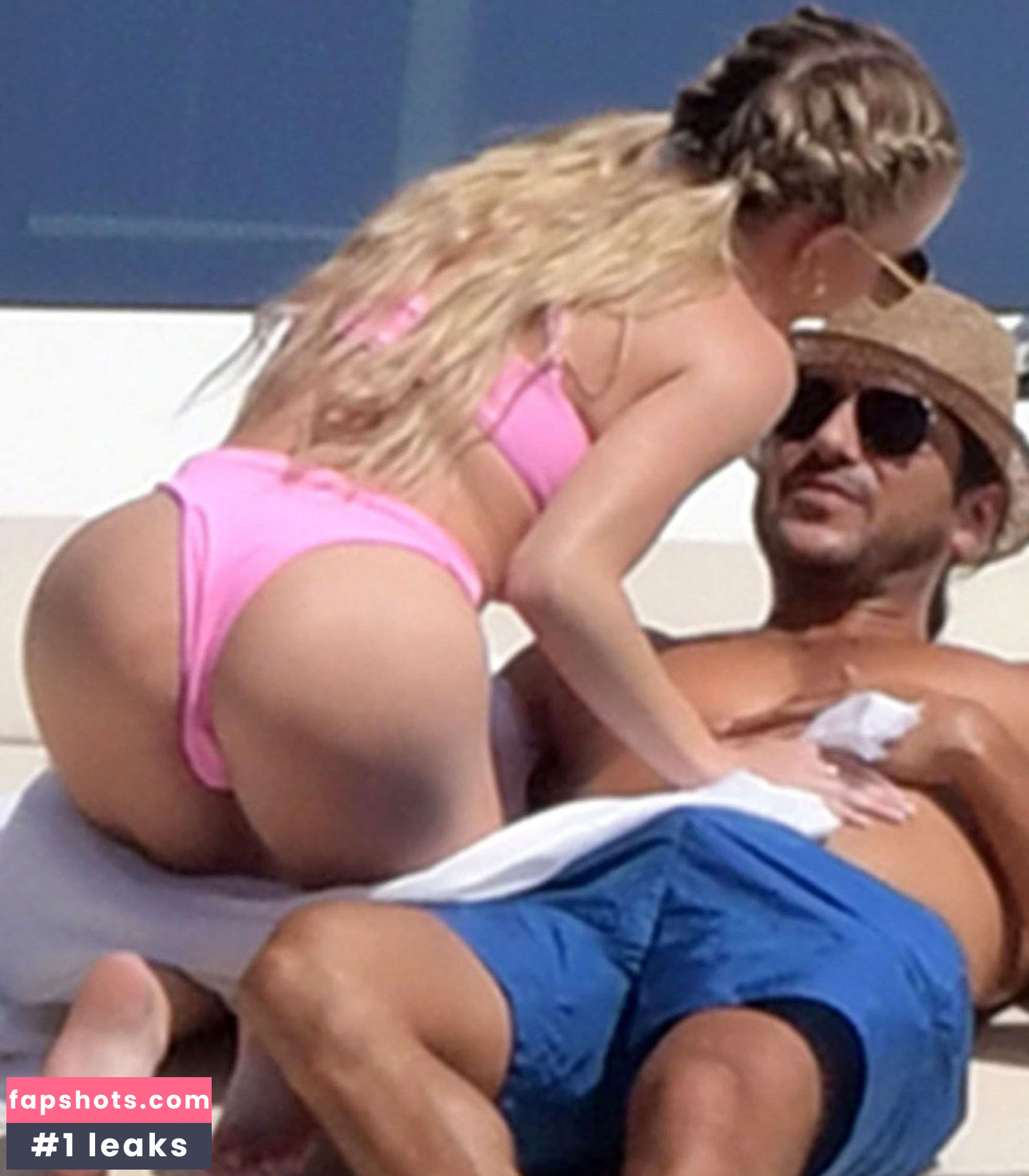 Sydney Sweeney gallery photo #6723