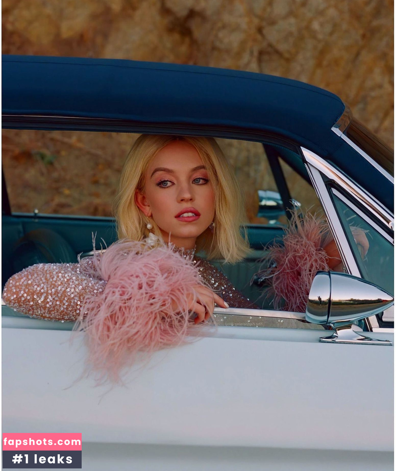 Sydney Sweeney gallery photo #6743