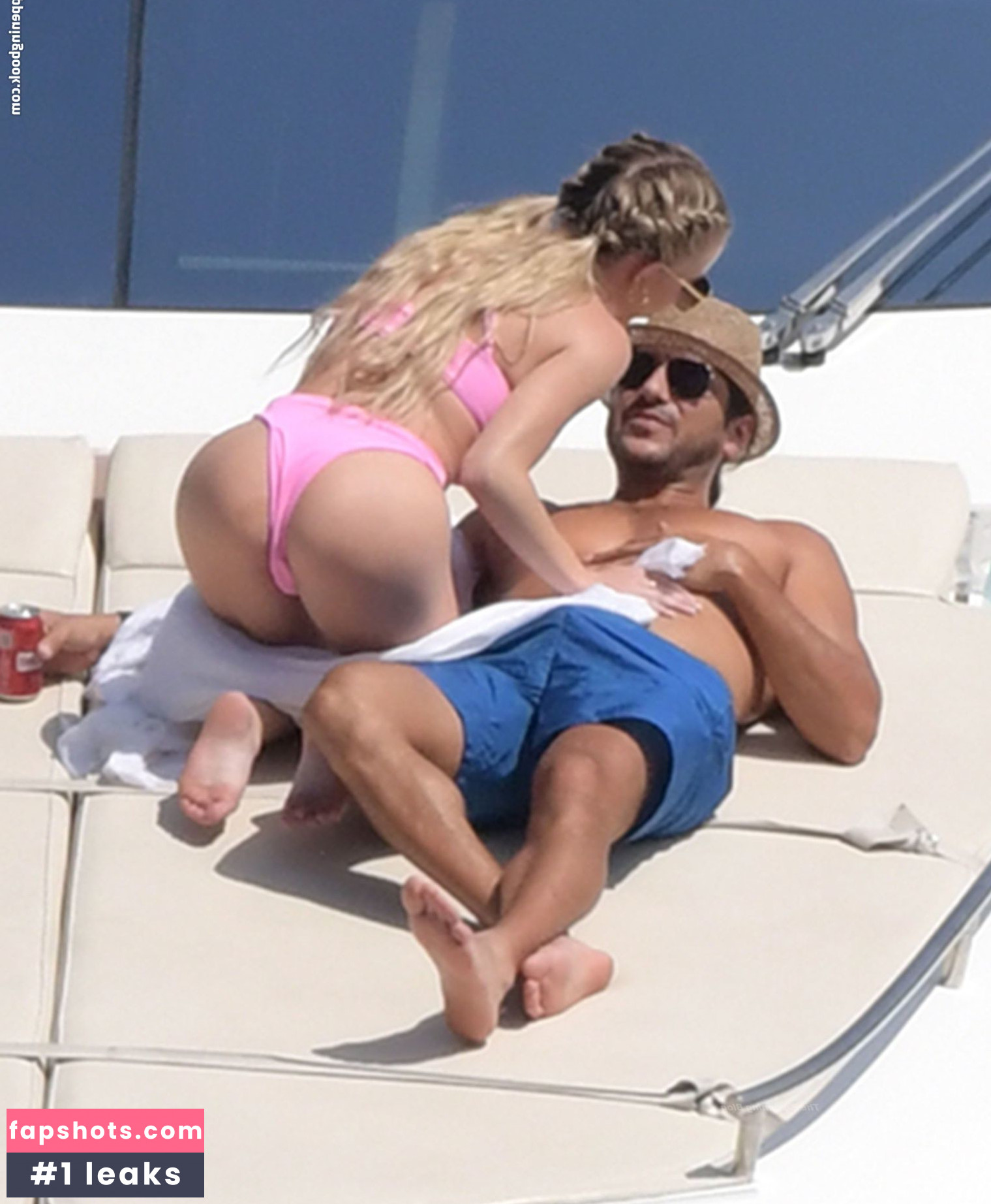 Sydney Sweeney gallery photo #6803