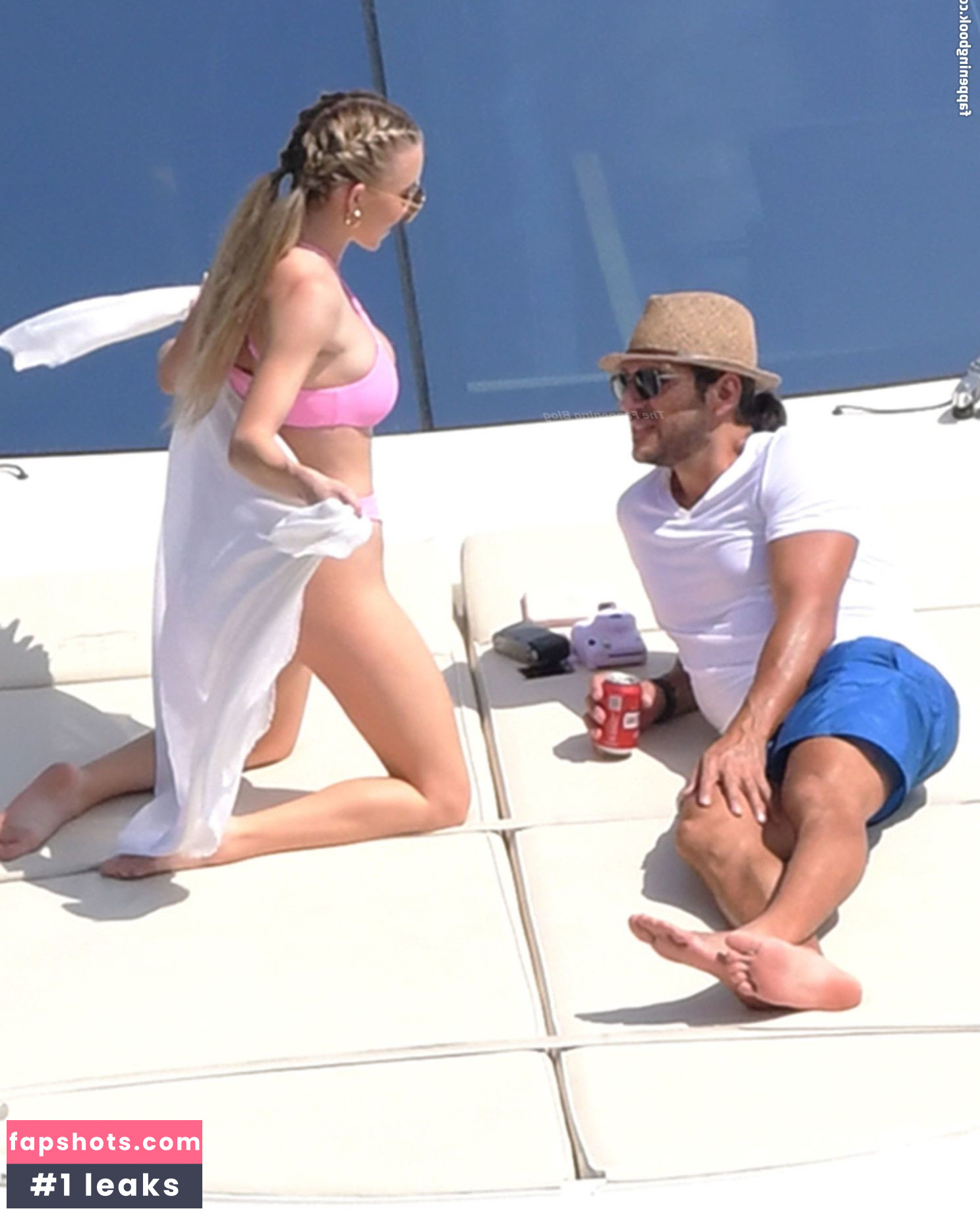 Sydney Sweeney gallery photo #6819