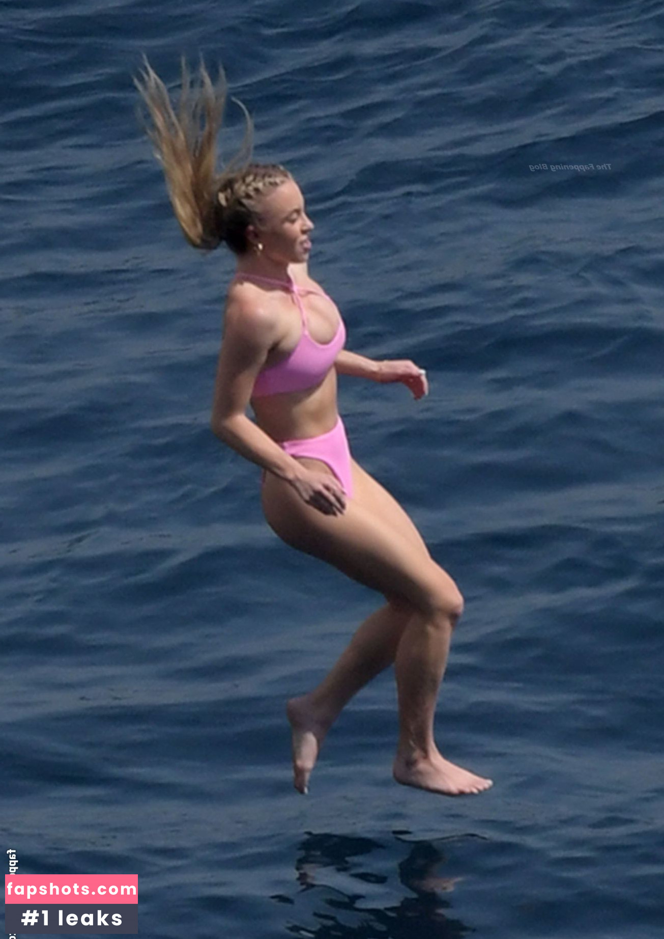 Sydney Sweeney gallery photo #6831