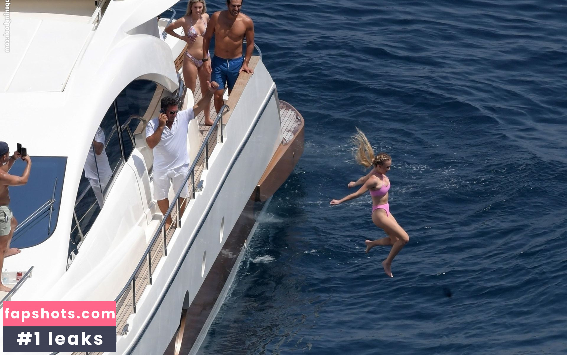 Sydney Sweeney gallery photo #6832