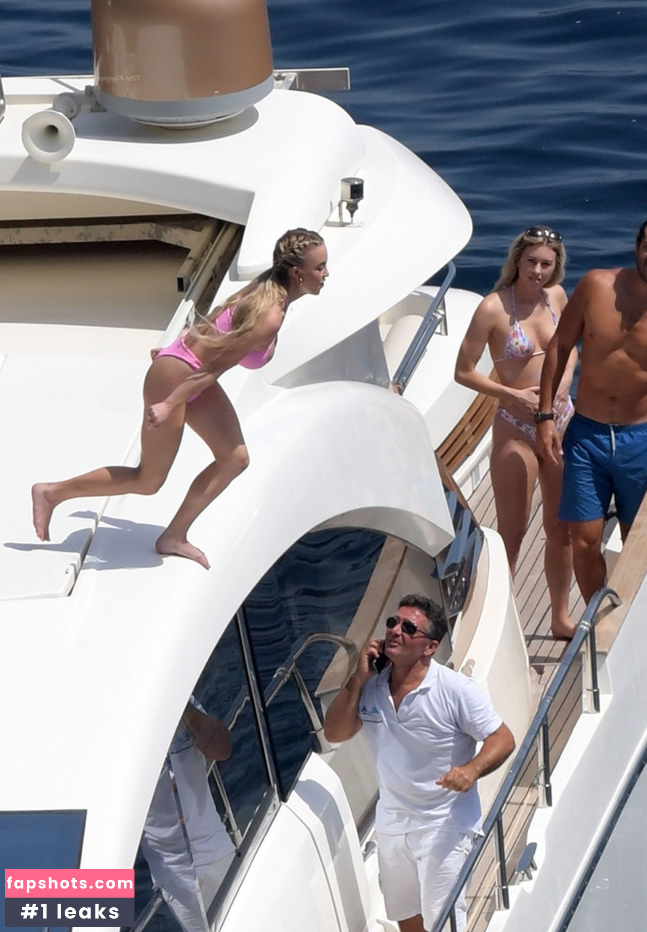 Sydney Sweeney gallery photo #6837