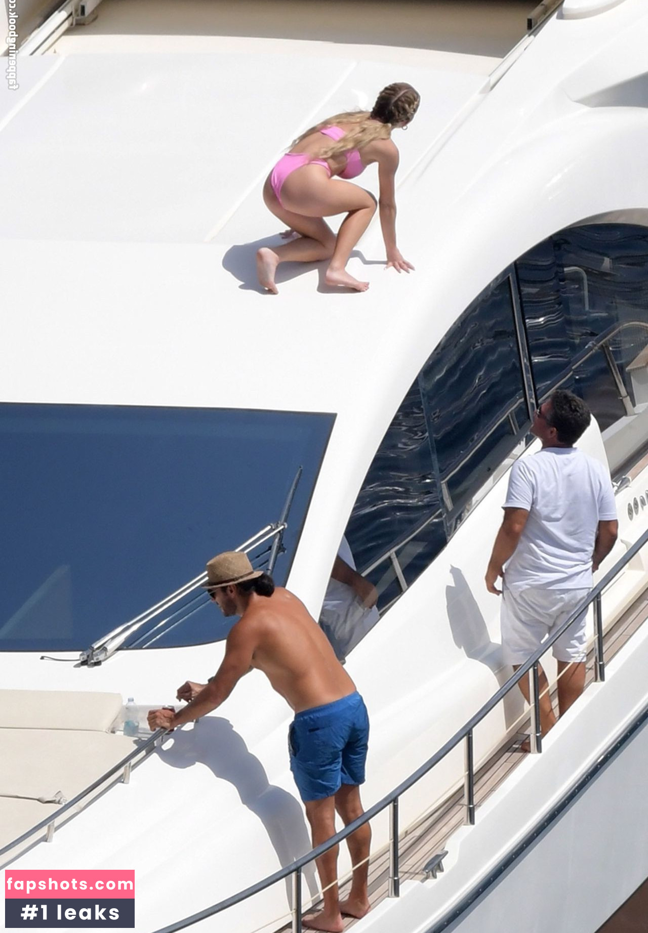 Sydney Sweeney gallery photo #6838