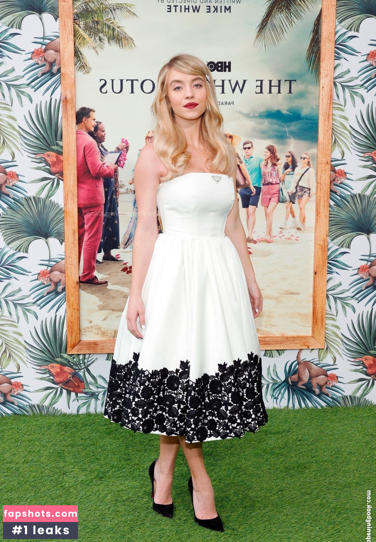 Sydney Sweeney gallery photo #6890