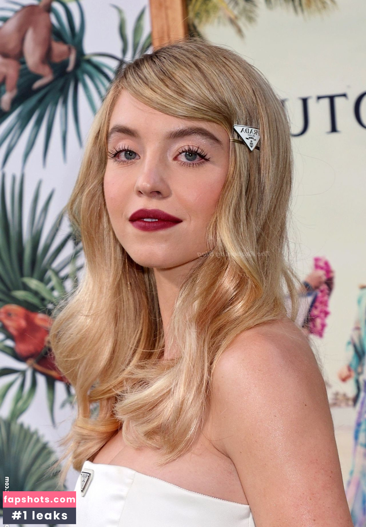 Sydney Sweeney gallery photo #6906