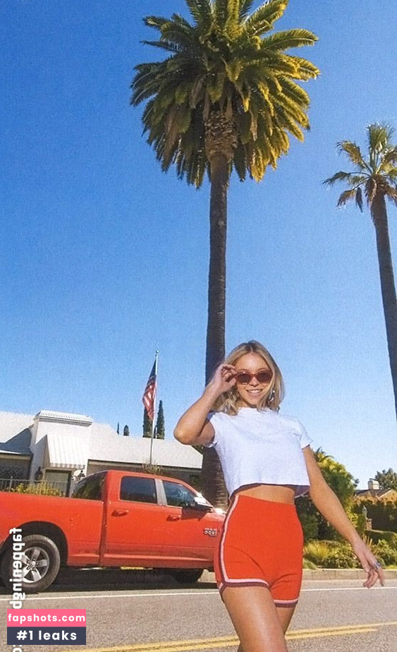 Sydney Sweeney gallery photo #6989