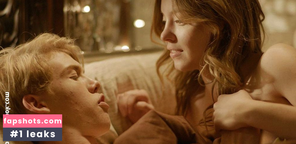 Sydney Sweeney gallery photo #7048