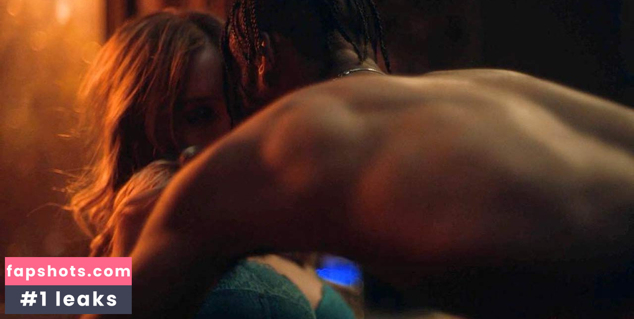 Sydney Sweeney gallery photo #7061