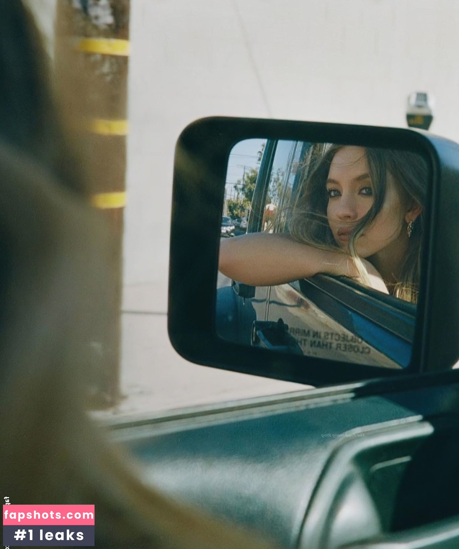 Sydney Sweeney gallery photo #7092