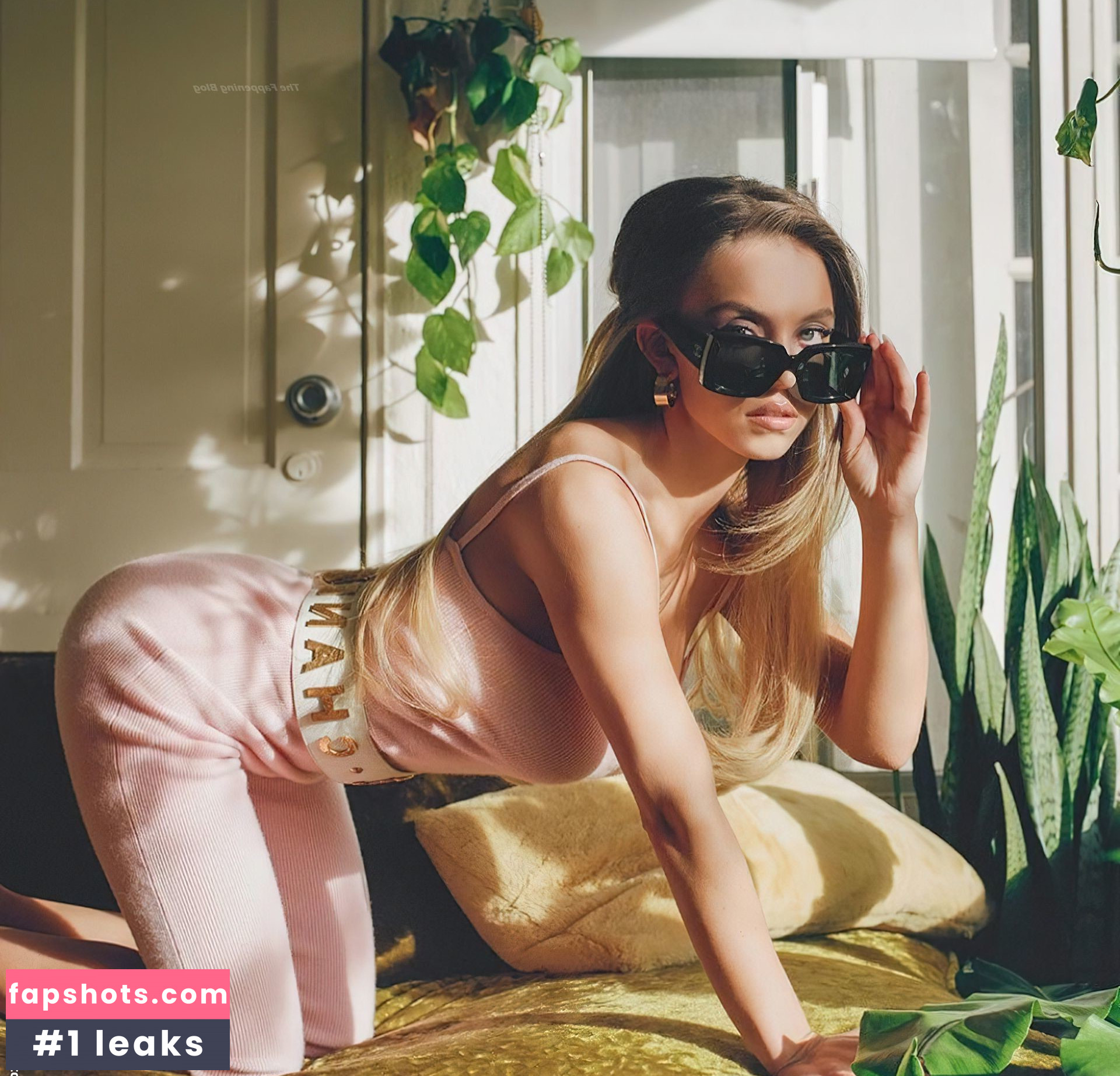 Sydney Sweeney gallery photo #7109