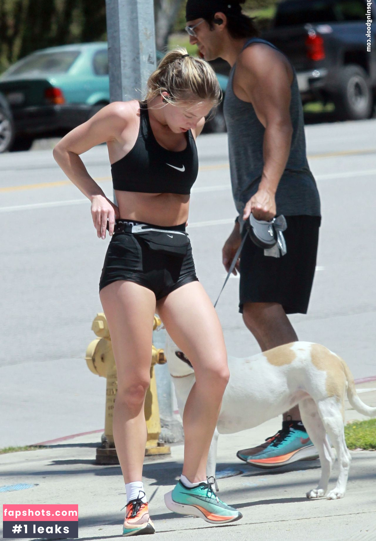 Sydney Sweeney gallery photo #7311