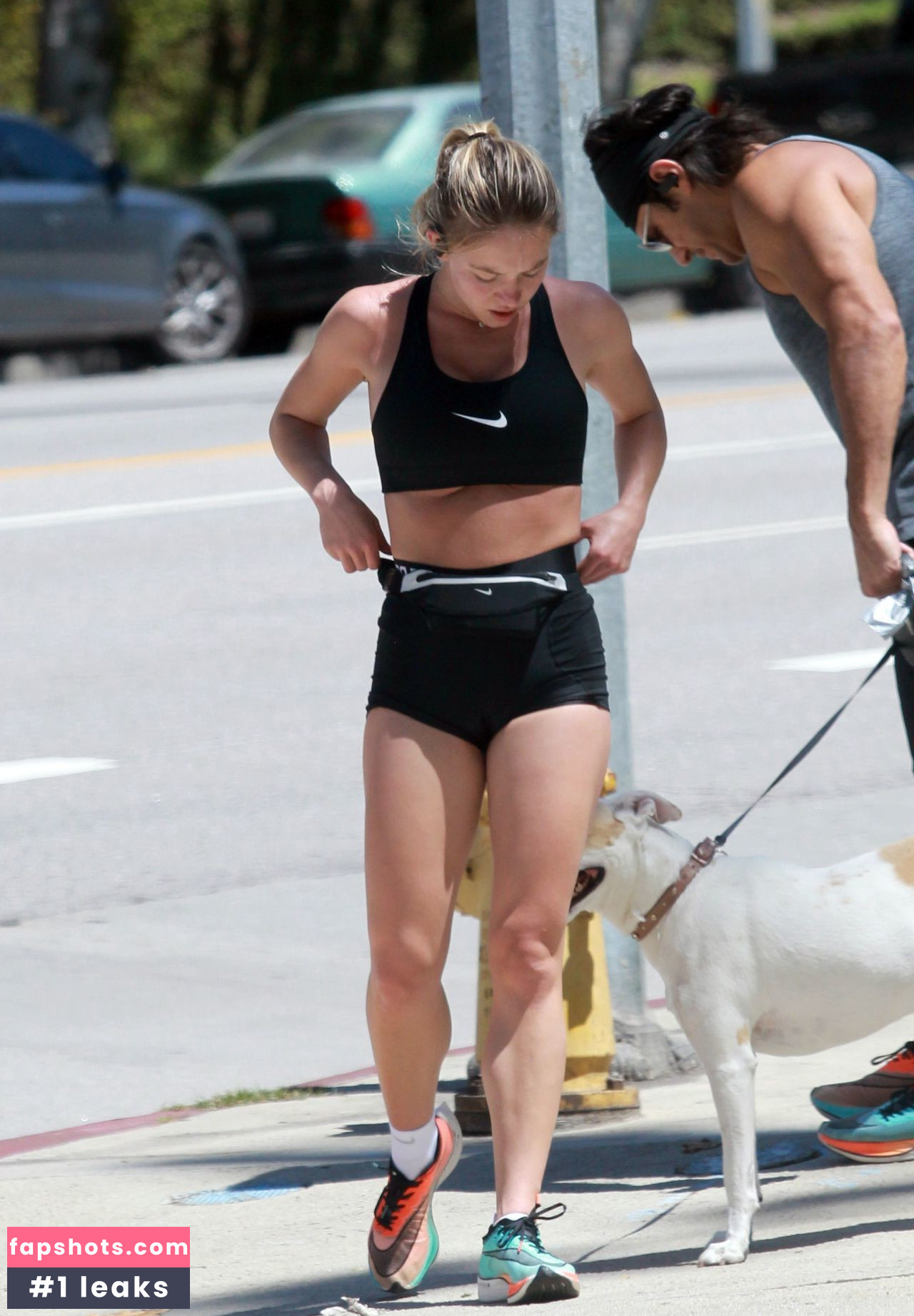 Sydney Sweeney gallery photo #7312