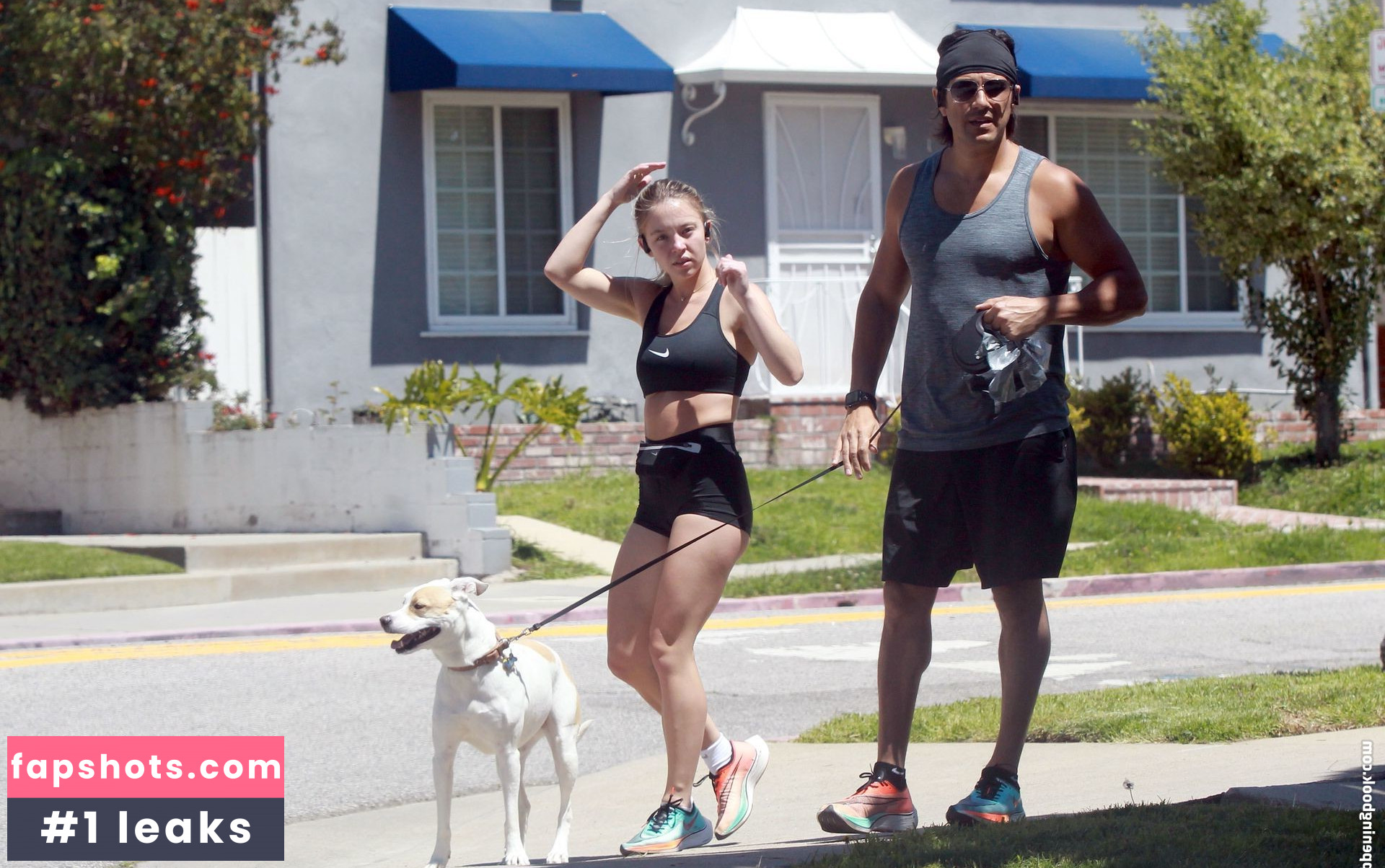 Sydney Sweeney gallery photo #7328