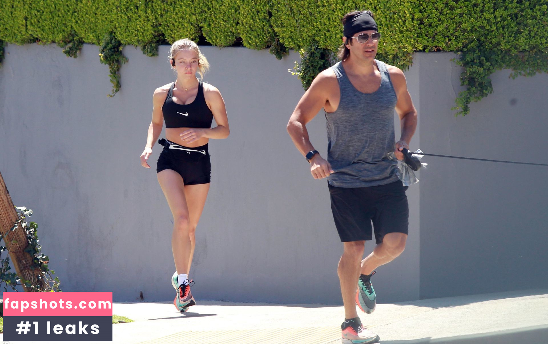 Sydney Sweeney gallery photo #7335