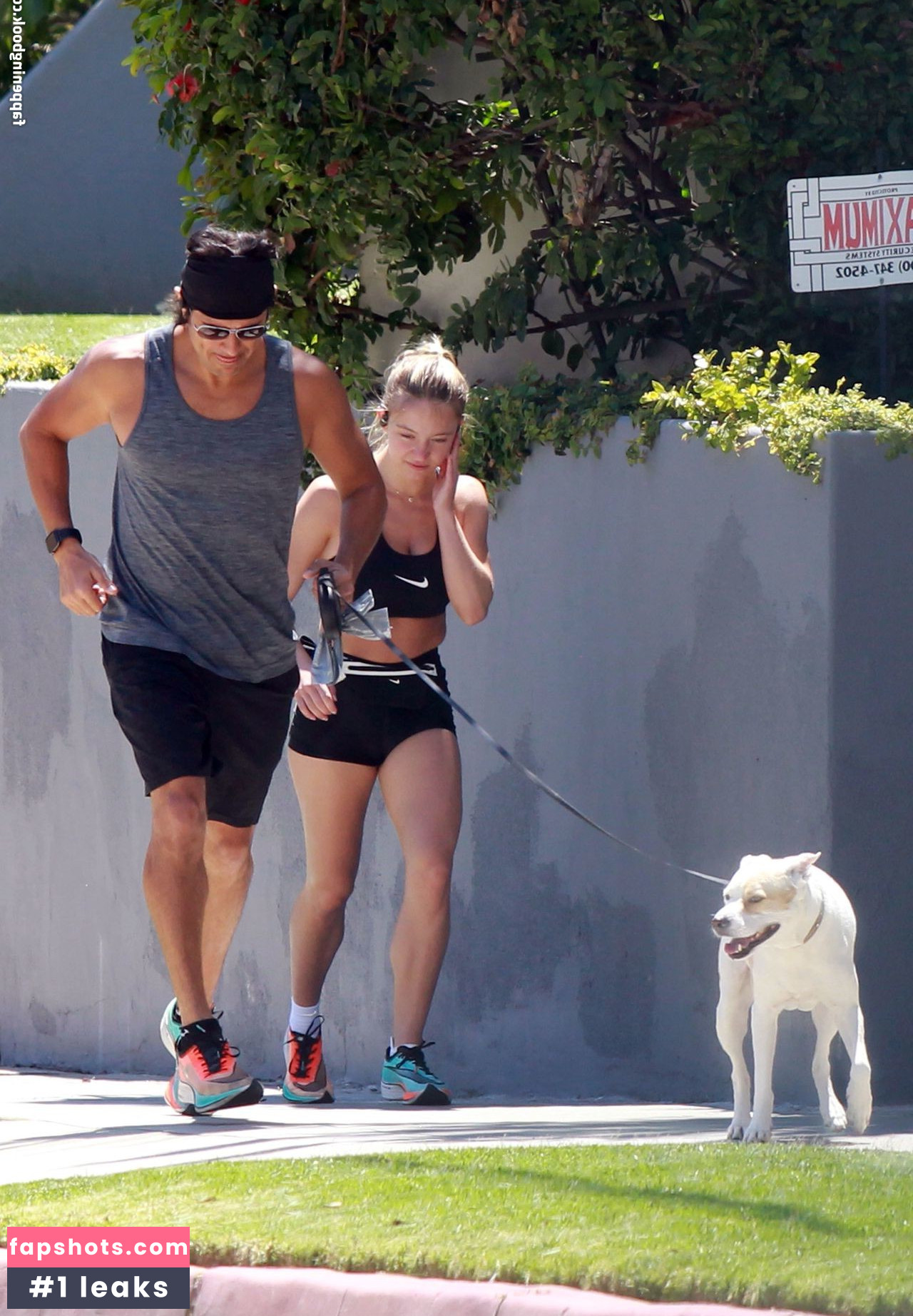 Sydney Sweeney gallery photo #7336