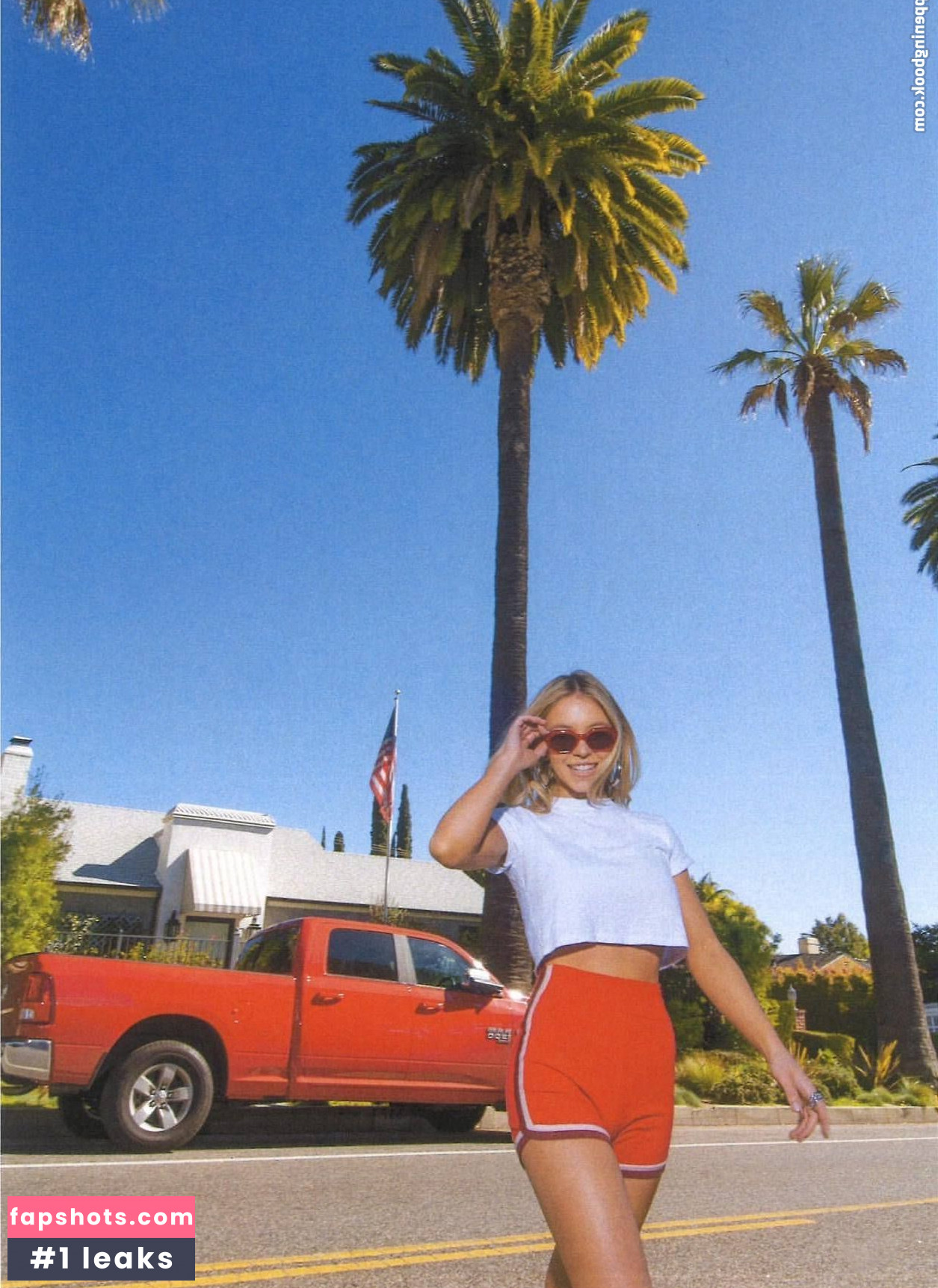 Sydney Sweeney gallery photo #7354