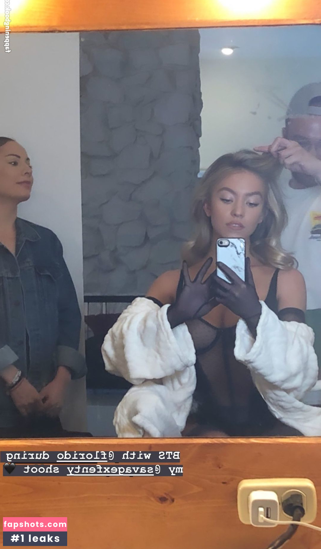 Sydney Sweeney gallery photo #7370