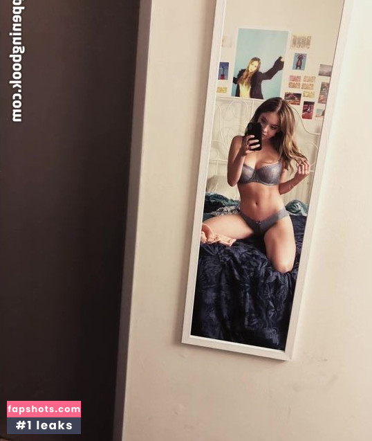 Sydney Sweeney gallery photo #7505