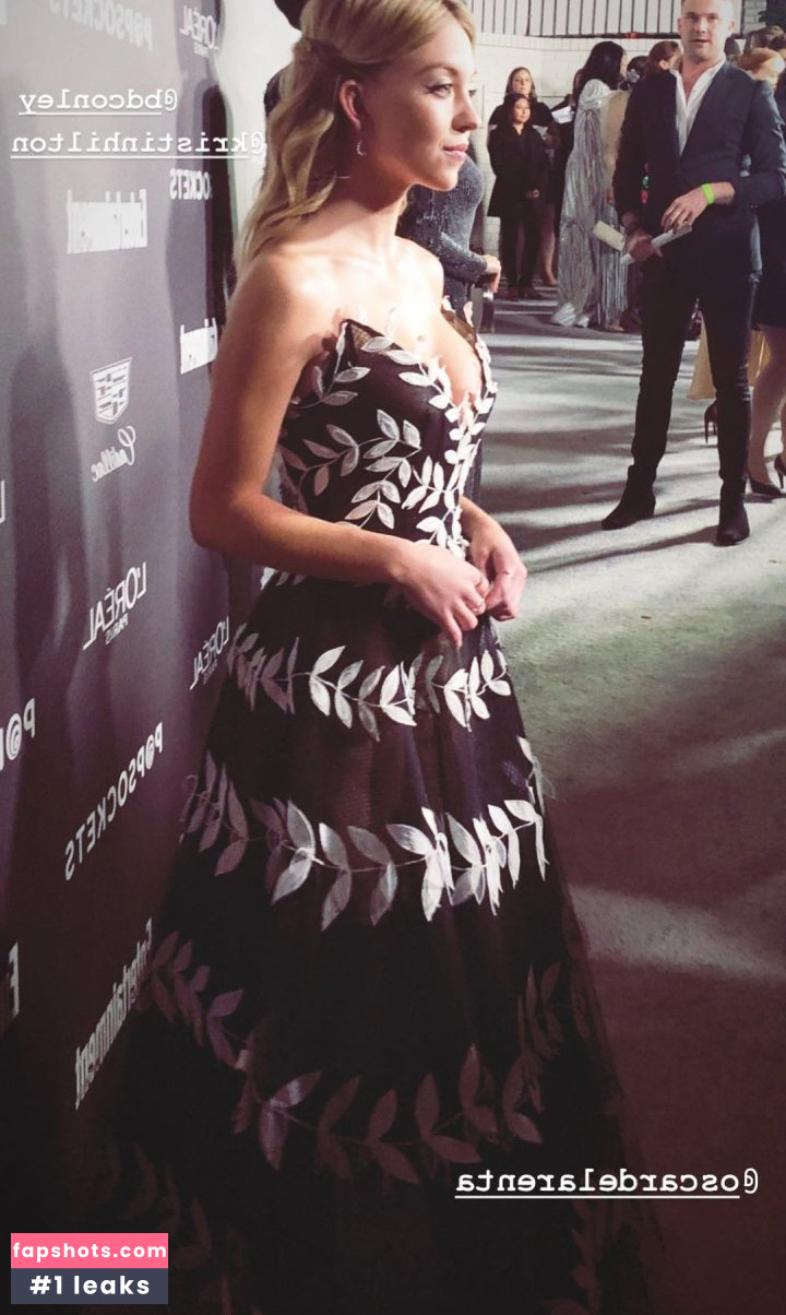 Sydney Sweeney gallery photo #7556