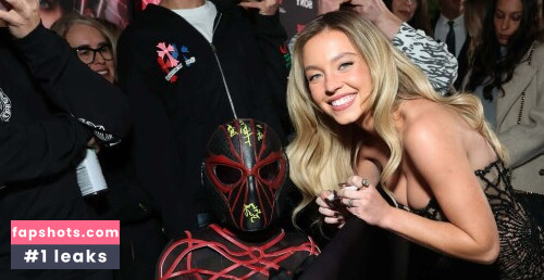 Sydney Sweeney gallery photo #1579