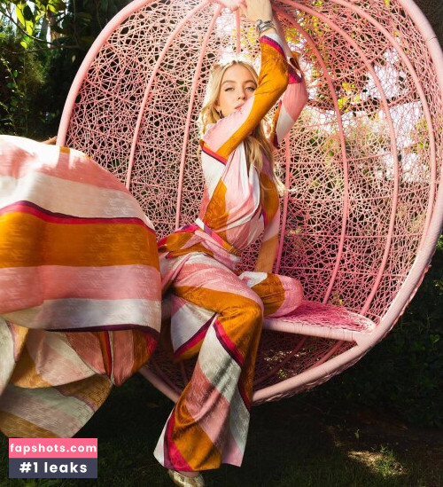 Sydney Sweeney gallery photo #1835