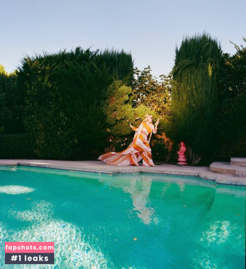 Sydney Sweeney gallery photo #1842