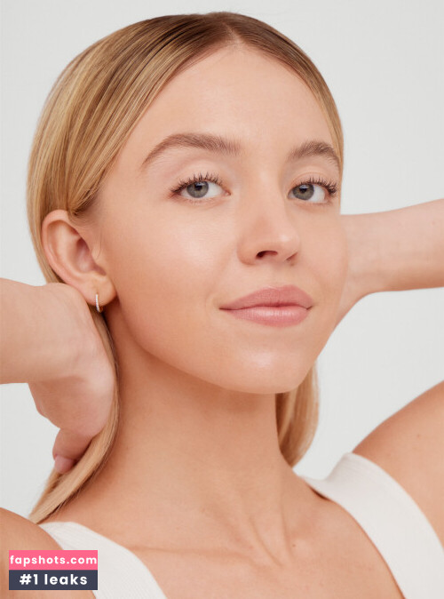 Sydney Sweeney gallery photo #1889