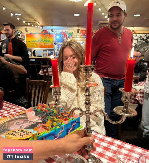 Sydney Sweeney gallery photo #1935