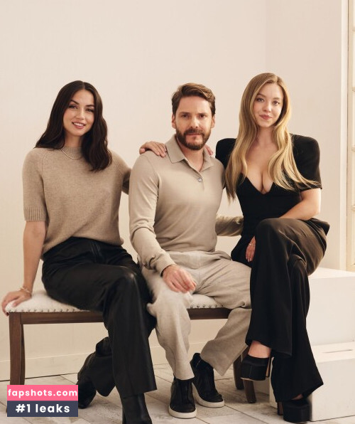 Sydney Sweeney gallery photo #1965